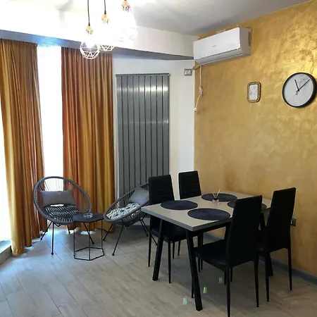 Daire Apartament Coral By Alz Navodari